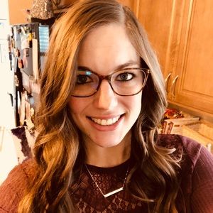 Meet your Posher, Janelle